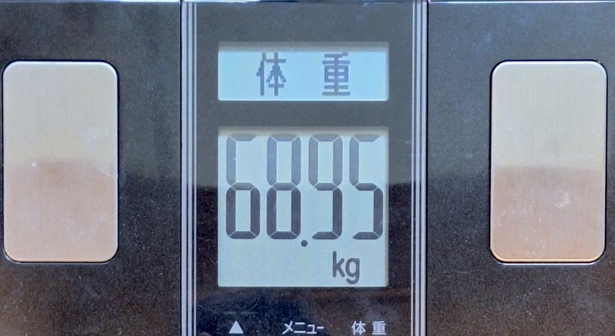kuroyanagi440's tweet photo. プリントTシャツのみをご購入いただいた方の中で送り先の住所が分からない方が3名いらっしゃいます🐈‍⬛

BOOTHにログインして「ショップとのメッセージ」をご確認いただき、送付先の住所等を返信ください🐾 https://t.co/kHO8CY2YKn