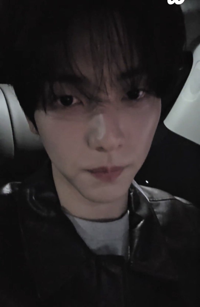 o_n1n5's tweet photo. 오늘 수빈이 얼굴 진심 아프로디테야 너무 이뻐 https://t.co/lYr9UCss9w