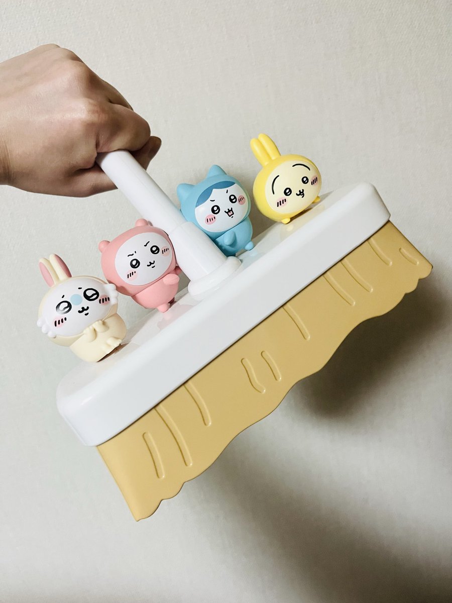 OVT0102's tweet photo. 結局ちいかわグッズの中でコレが1番実用的で
めちゃかわいい✨
替え芯で一生使える https://t.co/dLdyFh8asw