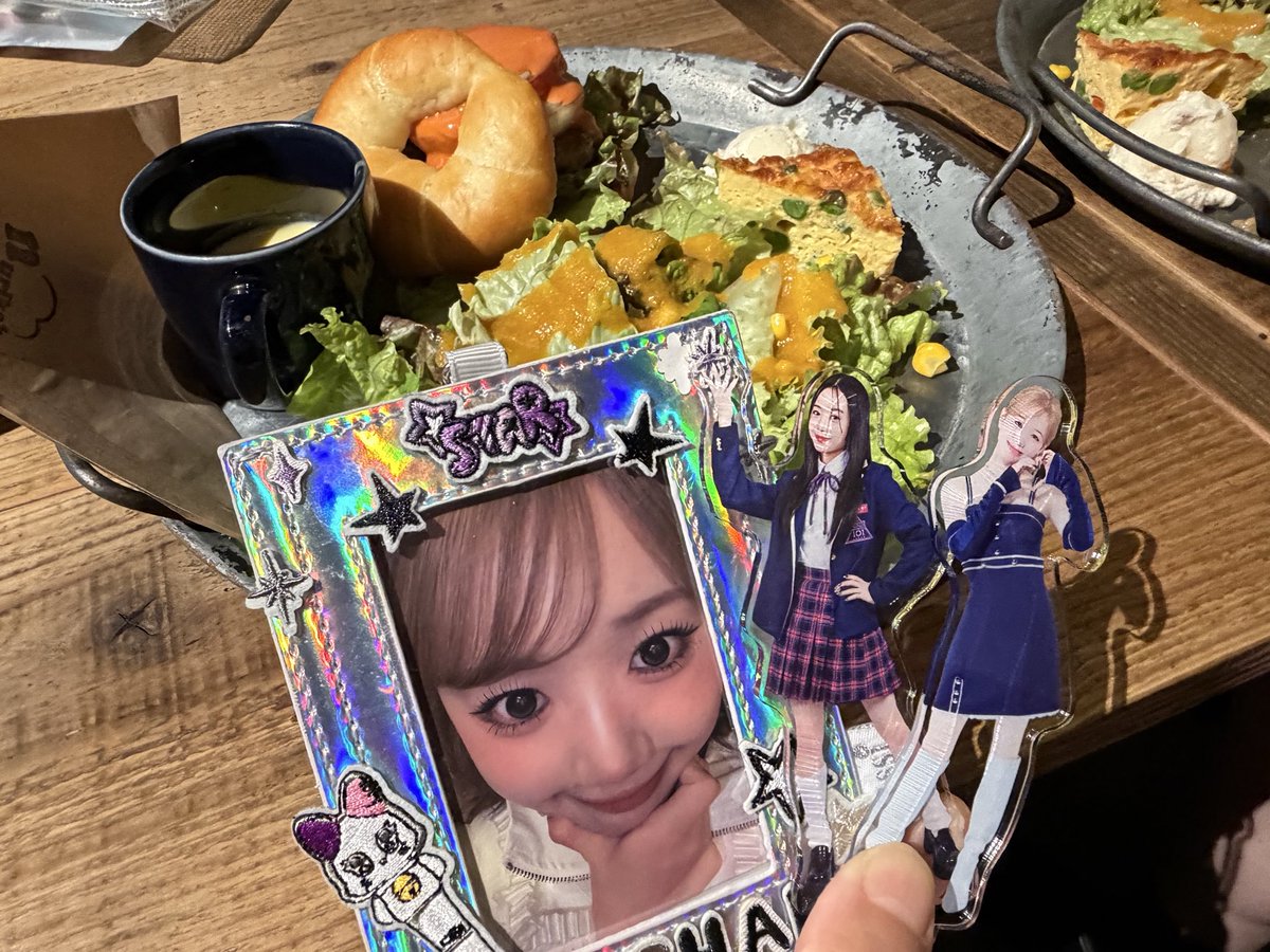 Onoami725's tweet photo. 今日1日恵子のオフラから始まり、ラポ活楽しかた。KO1KEYZのドリンクは飲めなかったけど、大好きな優女たちが慶人集めてくれてて女神。ありがとうすぎる…
🩶💜🧡 https://t.co/RHFpuIQDkl
