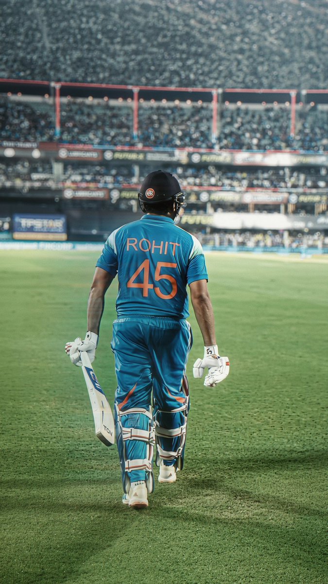 Manojkumar_099's tweet photo. Meet the fastest ever to complete 10,000 runs in ODIs as an opener Hitman @ImRo45 ❤️ https://t.co/8zbAIdDjL9