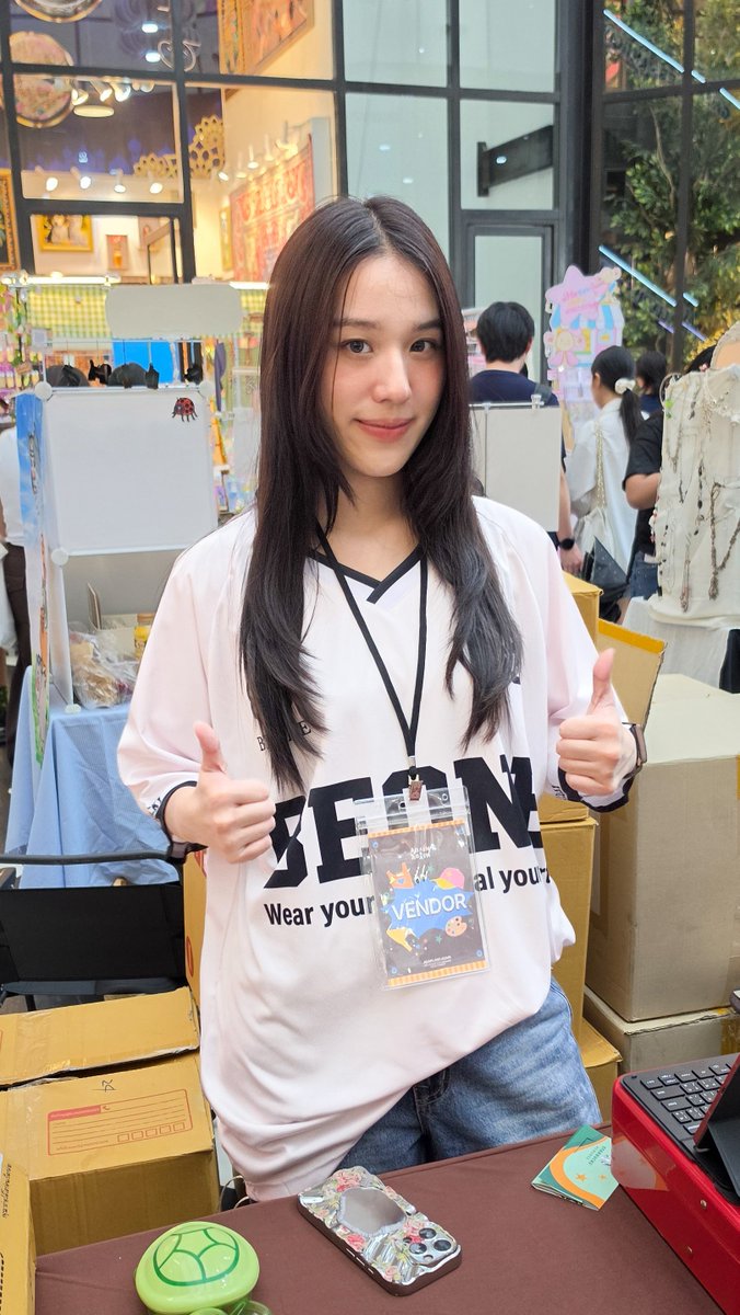 iAm_Desert's tweet photo. แวะมาอุดหนุนกันได้นะคะ ดูดวงฟรีด้วย อย่างแม่นนะ บอกตง
📍 River city bangkok ชั้น G (3-4 Oct)
with @again.and.again.market
#againandagain #whateveryouaremarket #beoneofficially #bebambo https://t.co/kzzLcxlsbV
