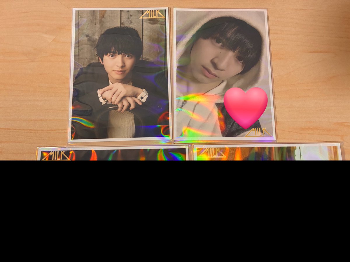 Frenchfries3434's tweet photo. @mcmchd_ 検索より失礼いたします。
画像一枚目所持しております。
画像二枚目(お借りしました)♥️との交換可能でしょうか？
ご検討よろしくお願いいたします。 https://t.co/cQoFepWNlF