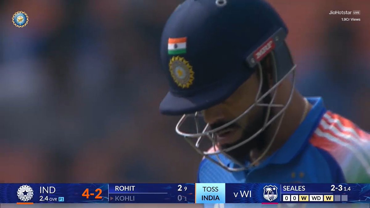 Rajiv1841's tweet photo. Golden Duck for Virat Kohli. Just ruined my day, don't know kaunsa intent ka churan chaat rkha hai. Pitch is clearly has so much movement &amp; isko pehli ball pe chaukaa marna hai. https://t.co/RLY0tAEkRJ