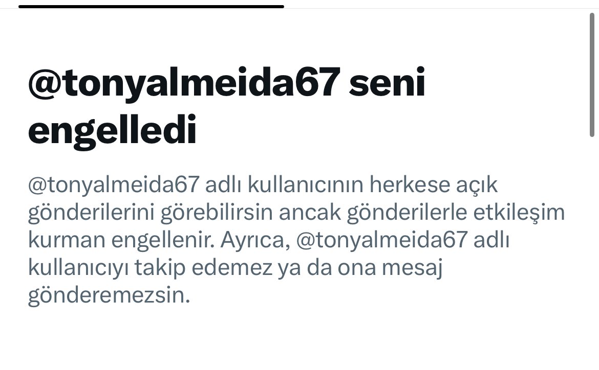 Hamzadf5n's tweet photo. @tonyalmeida67 @boxn6904329 @biyogala Engelleyip kaçtı geri ger yürürken hakeme çarpmayı bir tutuyor şu kadar net fotoğrafa rağmen mağdur olduğunu iddia ediyor https://t.co/ijE0asVE73