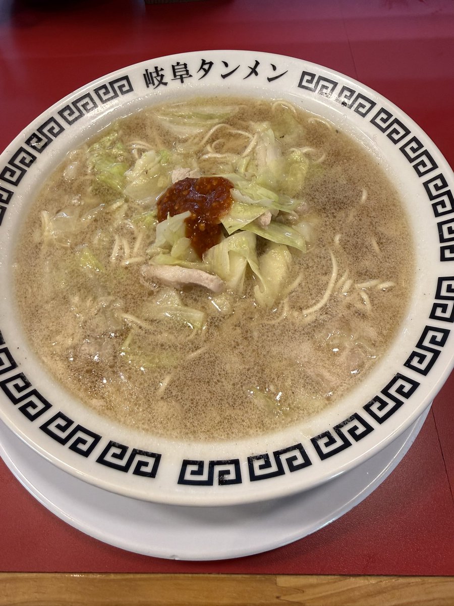 Rabice19's tweet photo. そしてかき氷を食べて岐阜タンメンを食べて帰ってきた
岐阜→奈良は3時間ぐらいね
堤防バイパスが強い！ https://t.co/uMim3VewCj