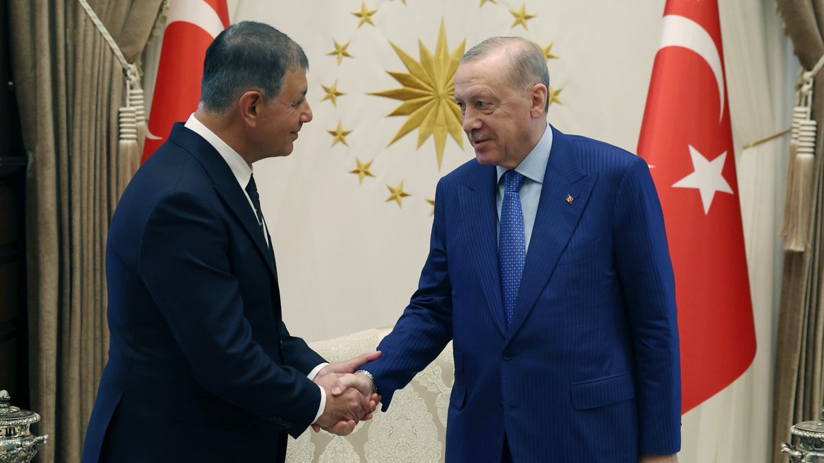 vrysehaber's tweet photo. İzmir Büyükşehir Belediye Başkanı Cemil Tugay, önümüzdeki hafta AK Parti'ye katılacak. (A Haber) https://t.co/7EJmlT2y3p