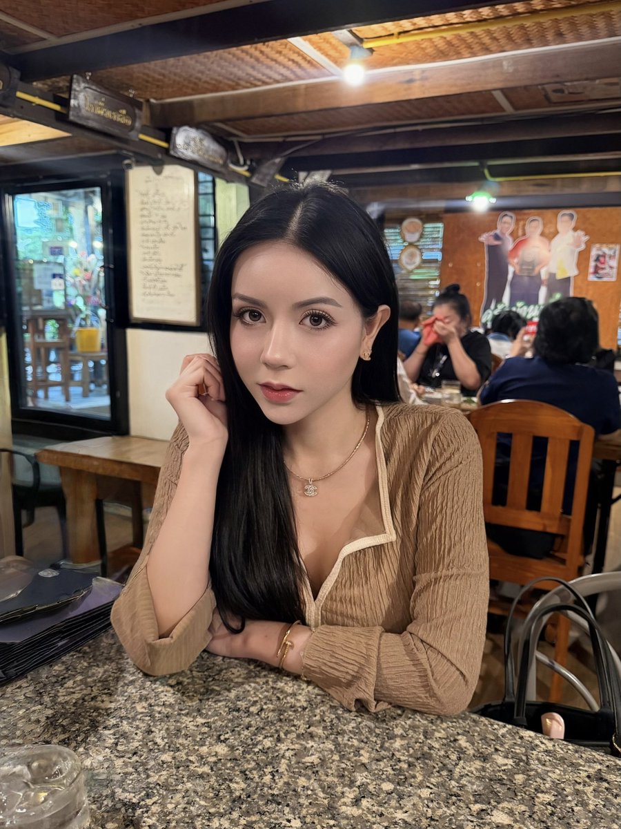 LinPingXx's tweet photo. วันเสาร์หรือวันเหงา 😜 https://t.co/m87VTgg9sD