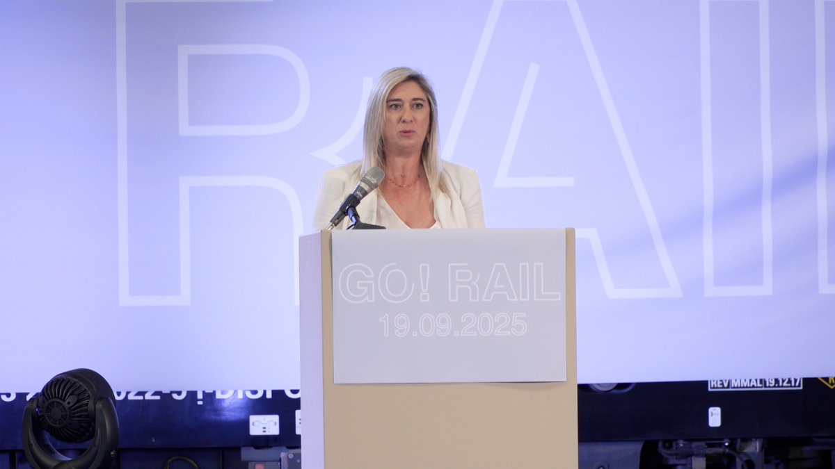 regioneFVGit's tweet photo. "Da #FVG Strade il piano industriale per la manutenzione straordinaria delle barriere stradali come misura fondamentale. Nel 2025 stanziati 8 mln per interventi urgenti, quest'anno trasferimento pari a  quasi 5 mln". Così l'assessore Cristina Amirante
👉https://t.co/uuY4H2yEca https://t.co/03cD1UgaLT