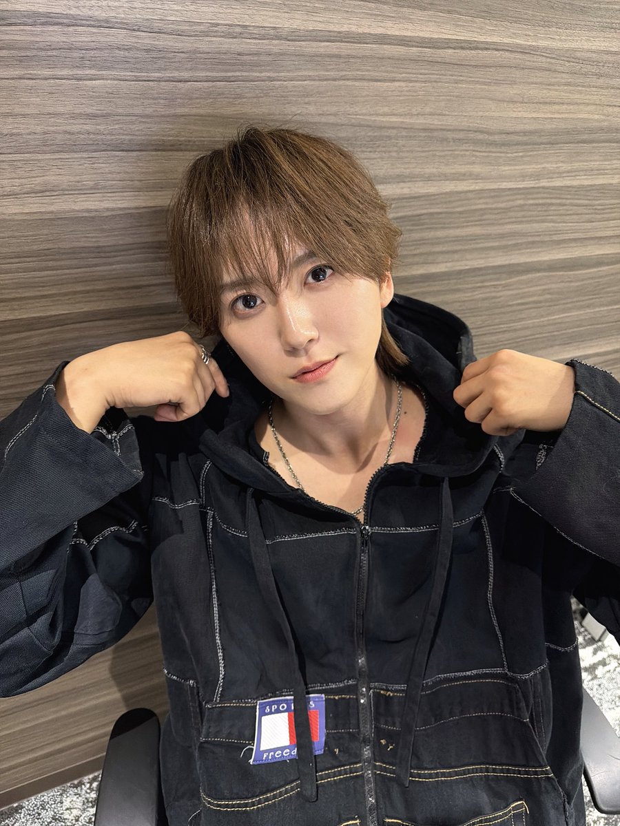 RyononK's tweet photo. 髪の毛切りました https://t.co/vbwWNw4M7m