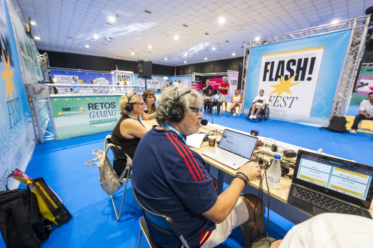 ProgramaDelYuyu's tweet photo. 𝔼𝕝 𝕡𝕣𝕠𝕘𝕣𝕒𝕞𝕒 𝕕𝕖𝕝 𝕐𝕦𝕪𝕦 ha estado en la inauguración del Flash! Fest, en Armilla

Desde allí hemos emitido nuestro programa del viernes en directo

Ha sido una mañana muy especial para nosotros

👇 Aquí puedes escuchar el programa completo
🎧 https://t.co/eT2YNvnKiy https://t.co/YRN2ZHJQ3U
