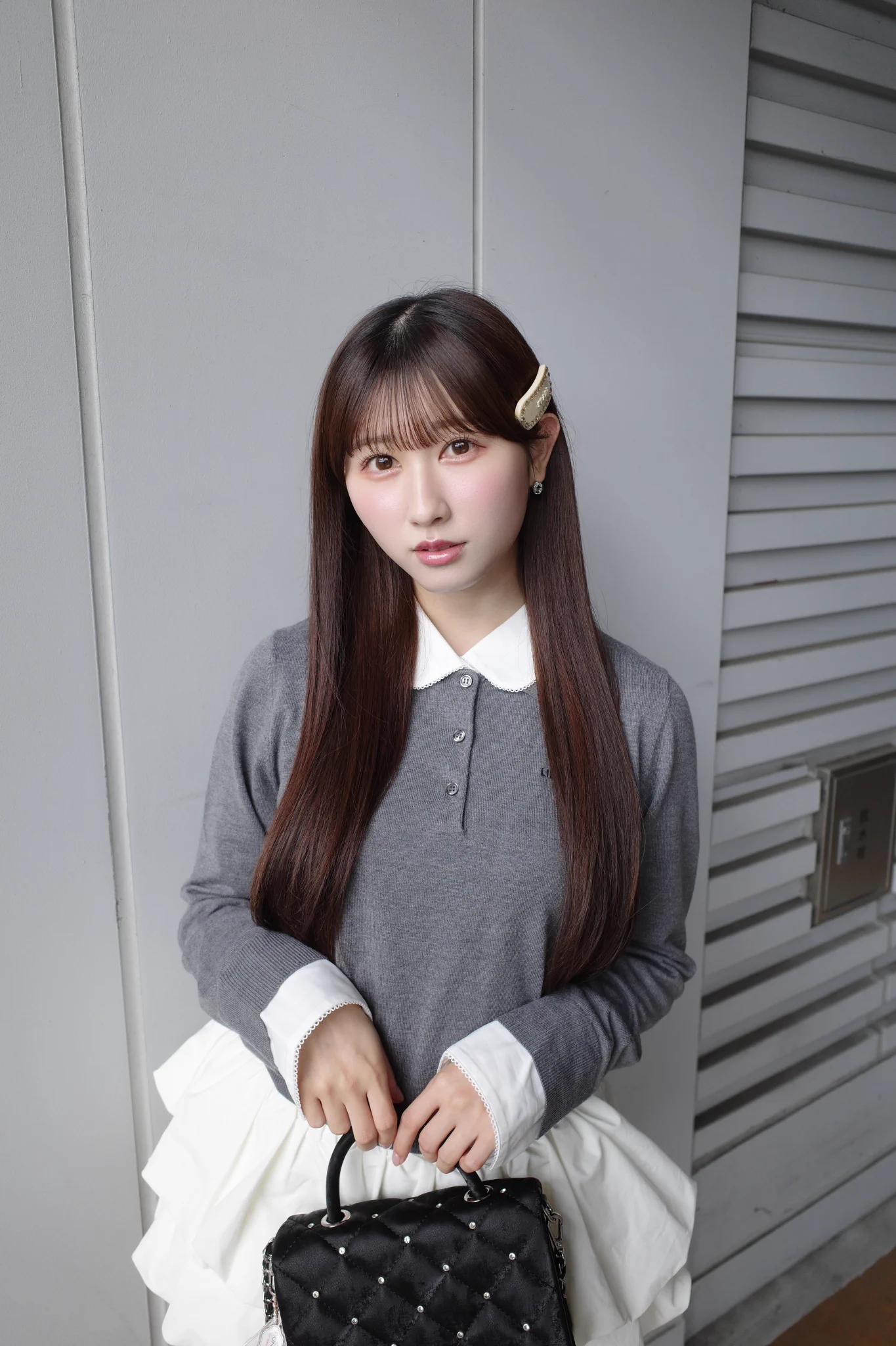 山本 杏奈 a X: 