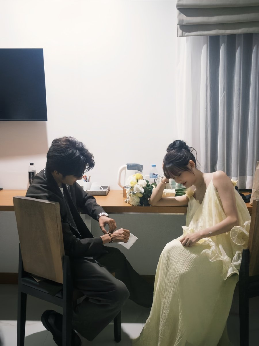 AkoLanaa's tweet photo. Second confession: captured✨
#Kaiyi #Yiheng
#HeartSignalS9 https://t.co/x2uK2fsD3p