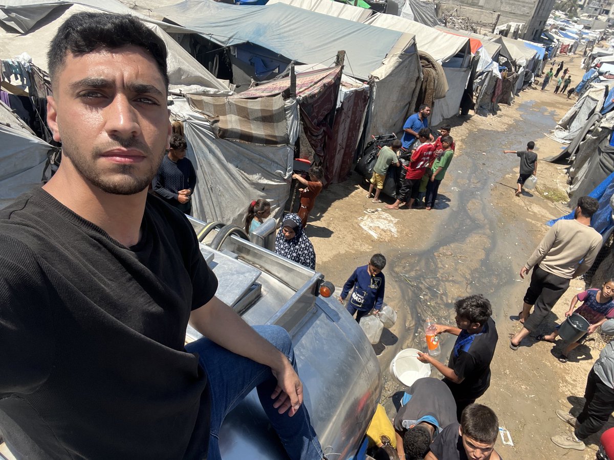 HasanEssam29636's tweet photo. I help the people of Gaza while I myself am in dire need of help; yet, I know that whoever extends a helping hand will be rewarded. https://t.co/tfNbJb99VI