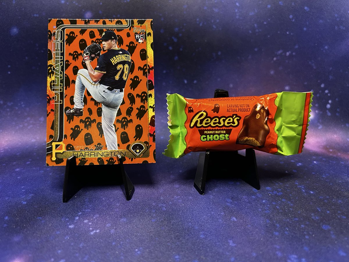 CollectWithKat's tweet photo. You Down With O.C.C.?
October Cardboard & Candy
Day 3:
Thomas Harrington RC Halloween Ghost Parallel x Reese’s Peanut Butter Ghost
The Ghost are out on Saturday!
Got any Halloween Ghost in your collection?
#OCC #CardsAndCandy #TheHobby #THFpro #Halloween https://t.co/UBLhjkLCG5