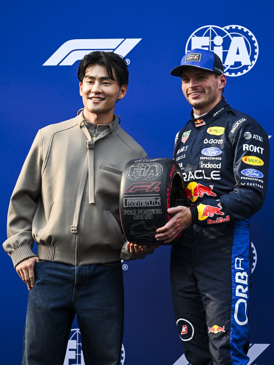 Max33Verstappen's tweet photo. Yes!! This one is special, first pole of the year and with our own power unit @redbullracing 💪 https://t.co/p91xTuniWs