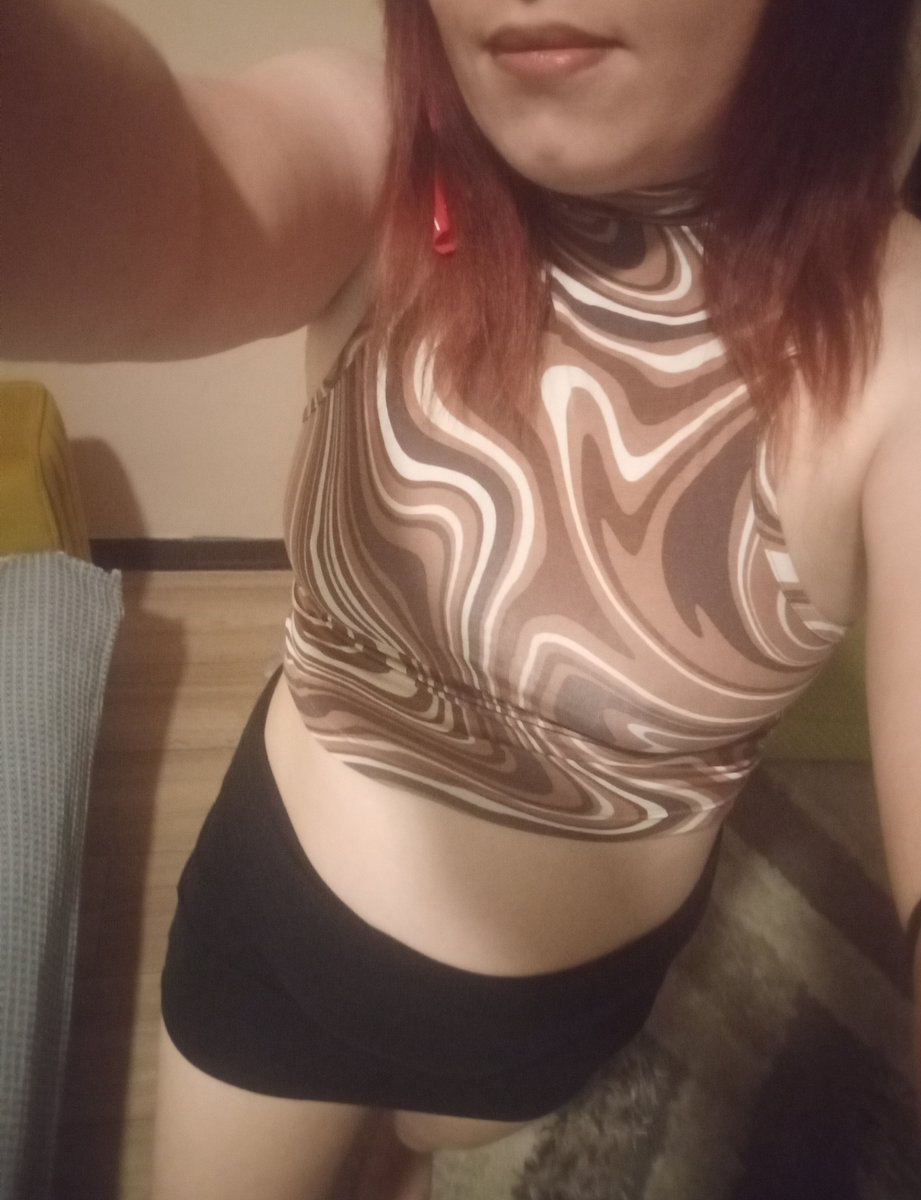 buseemrez7vb's tweet photo. Bu gece müsaitiz görüşmek isteyen dm❤ https://t.co/IVfgvRftUC
