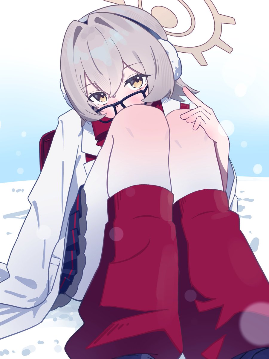 neko_chili_'s tweet photo. ポケットのメガネをかけてみた
#古畑ラナ #ブルアカ #BlueArchive https://t.co/0QHyPqRwOl