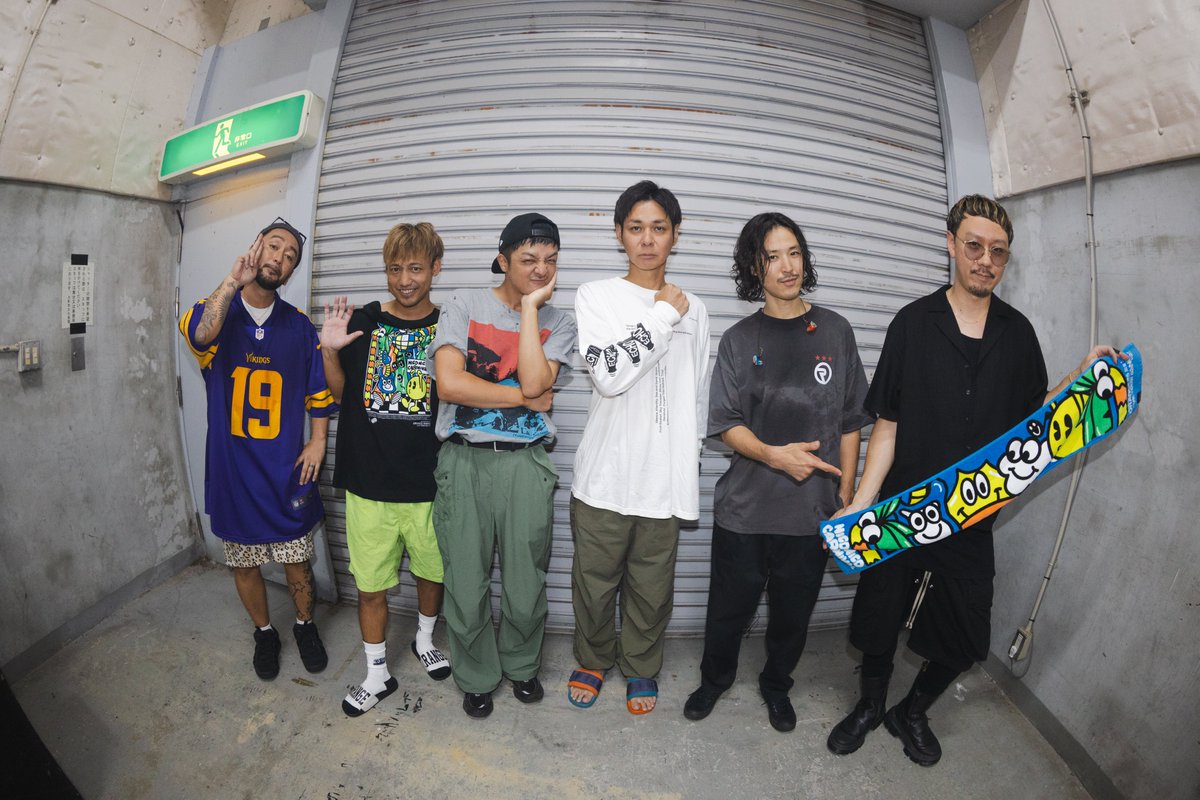 orangerangenow's tweet photo. ＼\ LIVE TOUR 026-027 /／

〜 おかげさまで25周年！#ニコニコカーニバル 〜

ツアー6本目の長野公演も大盛況で終了しました🍊
ニコニコが溢れる素晴らしい時間をありがとうございました☺︎

Photo by @leifilmworks

#ORANGERANGE #レンジ25周年イヤー https://t.co/aDLUqwKbfw
