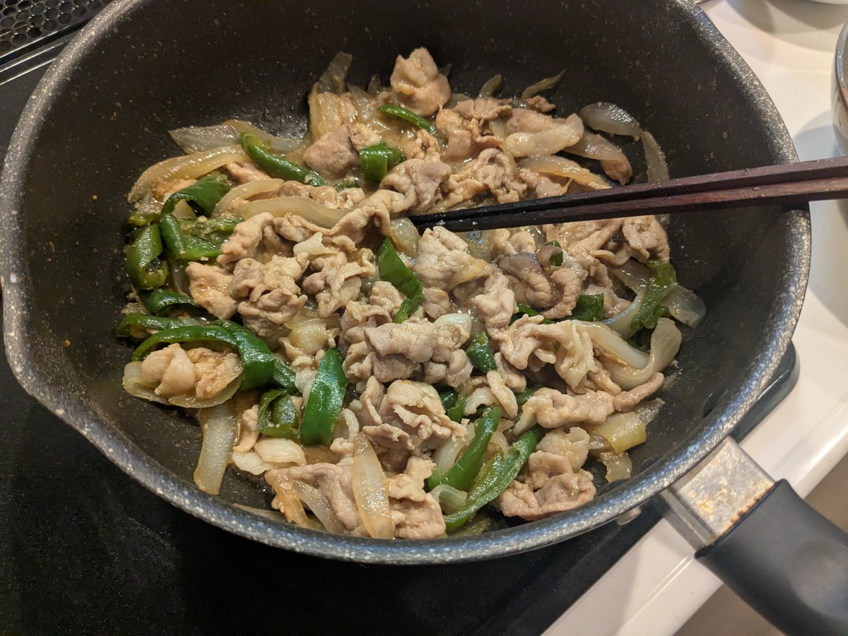 saido_nv's tweet photo. 雑しょうが焼きで優勝して新米なくなった https://t.co/Yr8OicF7rk