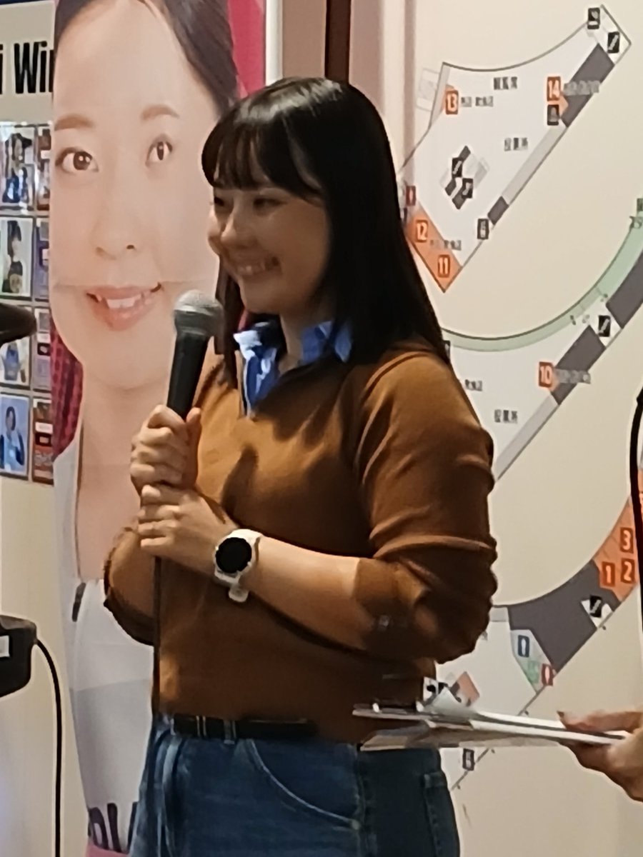 tomochi29892274's tweet photo. 川崎競輪場に来た。
牧田咲子は可愛かった。

#川崎競輪場
#牧田咲子
#野中の嫁さん https://t.co/CPxFfuZ7lv