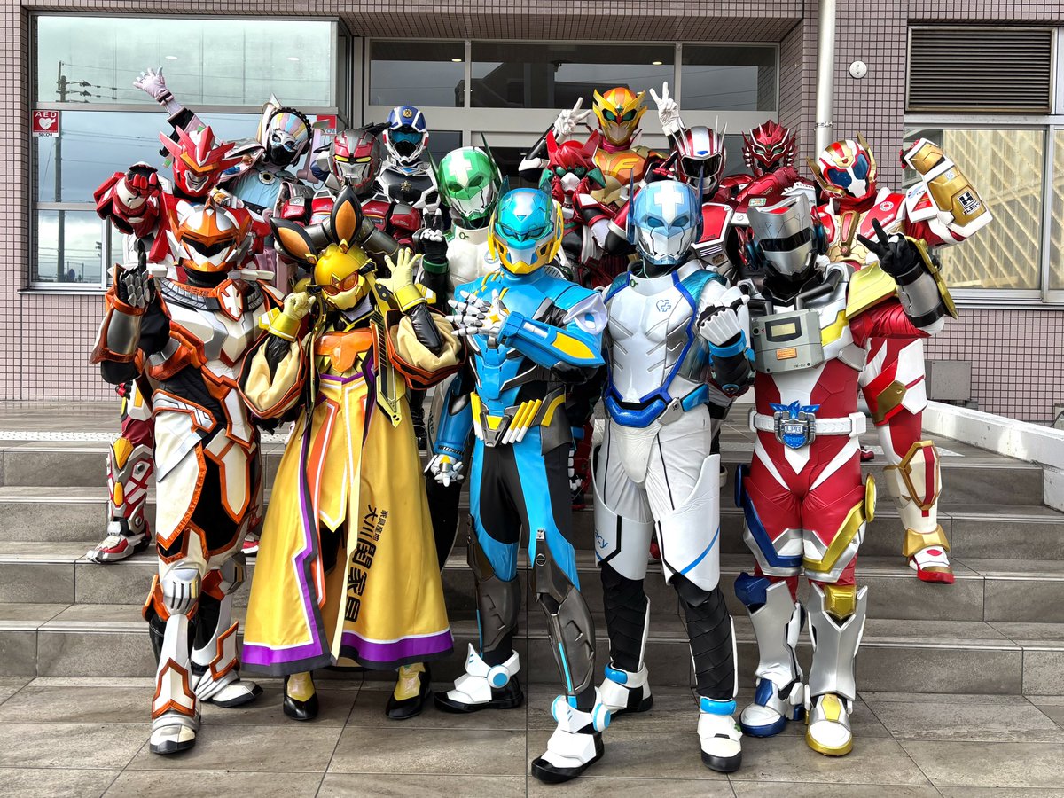 mako_fukuya's tweet photo. 明日は #ドゲンジャーズ 全員集合だ〜✨
こんなにヒーローが揃ってるんだからお天気も大丈夫なはず😼☀️

みんなに会えるの楽しみにしてるねっ💚(MAKO) https://t.co/aujlC3IZOb