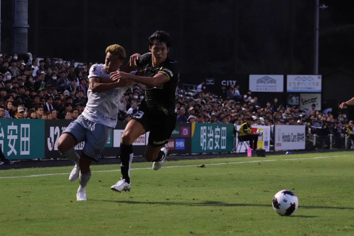 FC今治 選手・コーチ実着用トレーニングウェア上下３点セット  M 栃木シティ【公式】 على X: 