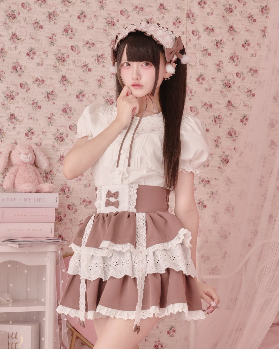 romeritual's tweet photo. 🎀 Ribbon Corset Tiered Skirt🎀

たっぷりと重ねたコットンレースが可愛い
ボリューム感たっぷりのティアードスカート♡
 
10/28(Wed.)12:00~zozotown❤︎ https://t.co/wX2vVZUgG6