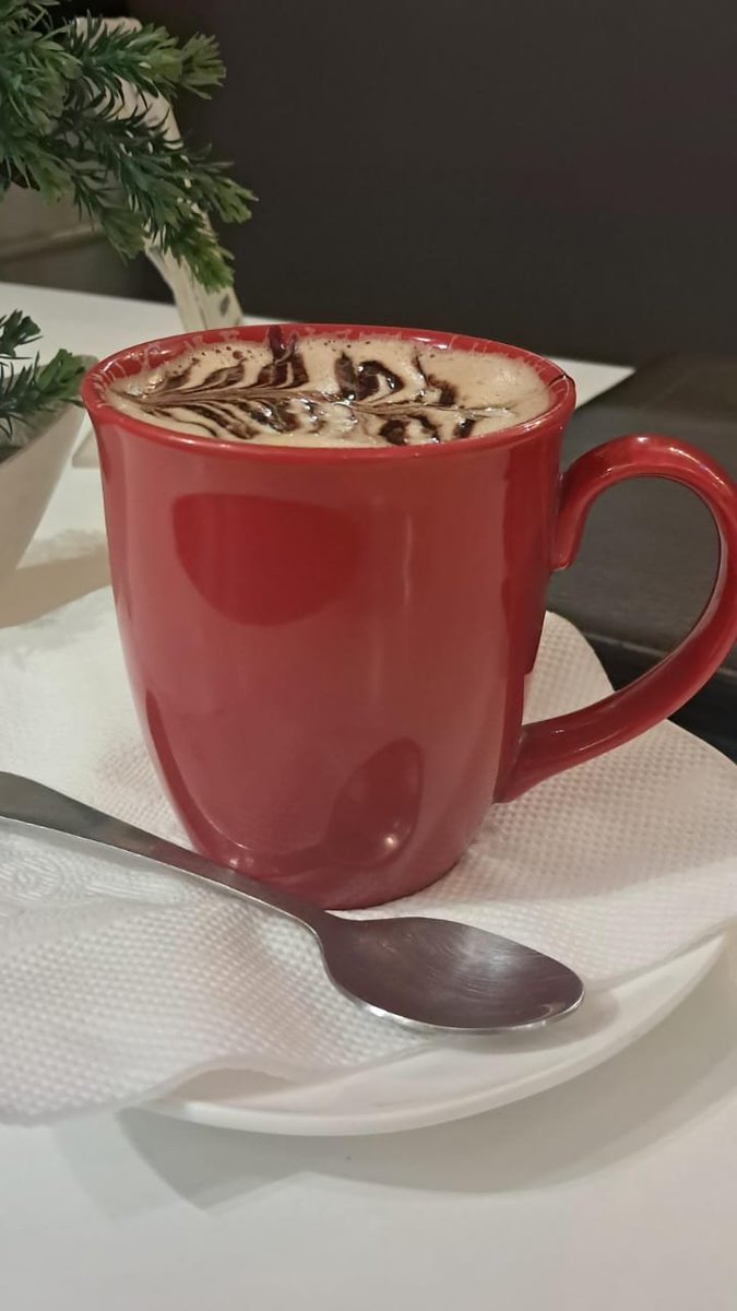 Nukta_daan's tweet photo. Breathe, sip, repeat....
A little cup of quiet in a loud world. https://t.co/XGu6mhREC7
