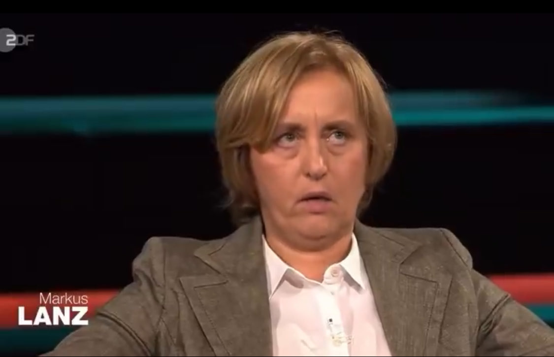 Nevermind954827's tweet photo. @Beatrix_vStorch Einen Rat an Frau von Storch. Wenn Sie das nächste Mal zu einer Talkshow eingeladen sind, vergewissern Sie sich doch bitte vorher ihrer Vita und Ihrer Berufsabschlüsse… https://t.co/FZ4L80g9ju