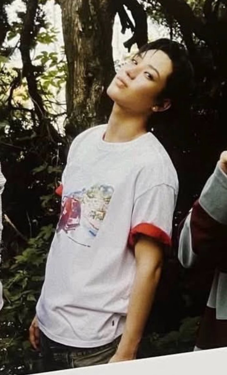 cchocohyul's tweet photo. dazed really got ohyul out here sagging 댐 https://t.co/F2XcxLb91R
