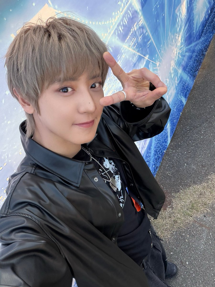 weareoneEXO's tweet photo. CHANYEOL at #anation2026 🎤

#CHANYEOL #찬열
#EXO #엑소 #weareoneEXO https://t.co/7hyjxESQGv
