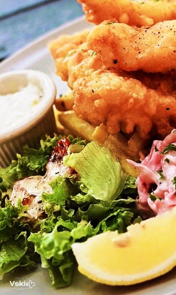 Vski_sky's tweet photo. #Crispy Fish & Chips https://t.co/smJBpDkiKE
