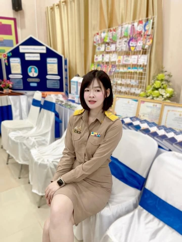 ceylanoo's tweet photo. ทีแรกนึกว่าผมชอบร่วง ที่แท้ก็ผมชอบคุณนี่นา https://t.co/kdUkpZRIZ6
