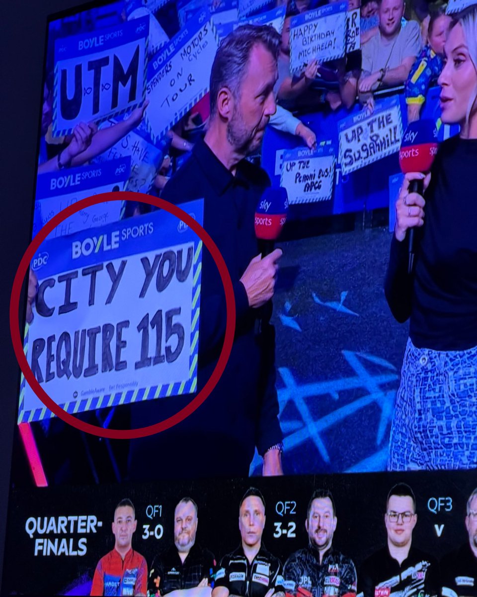 AwayDaysFB's tweet photo. a truly sensational sign spotted at the darts last night... 😂 https://t.co/gchr1QfqGe