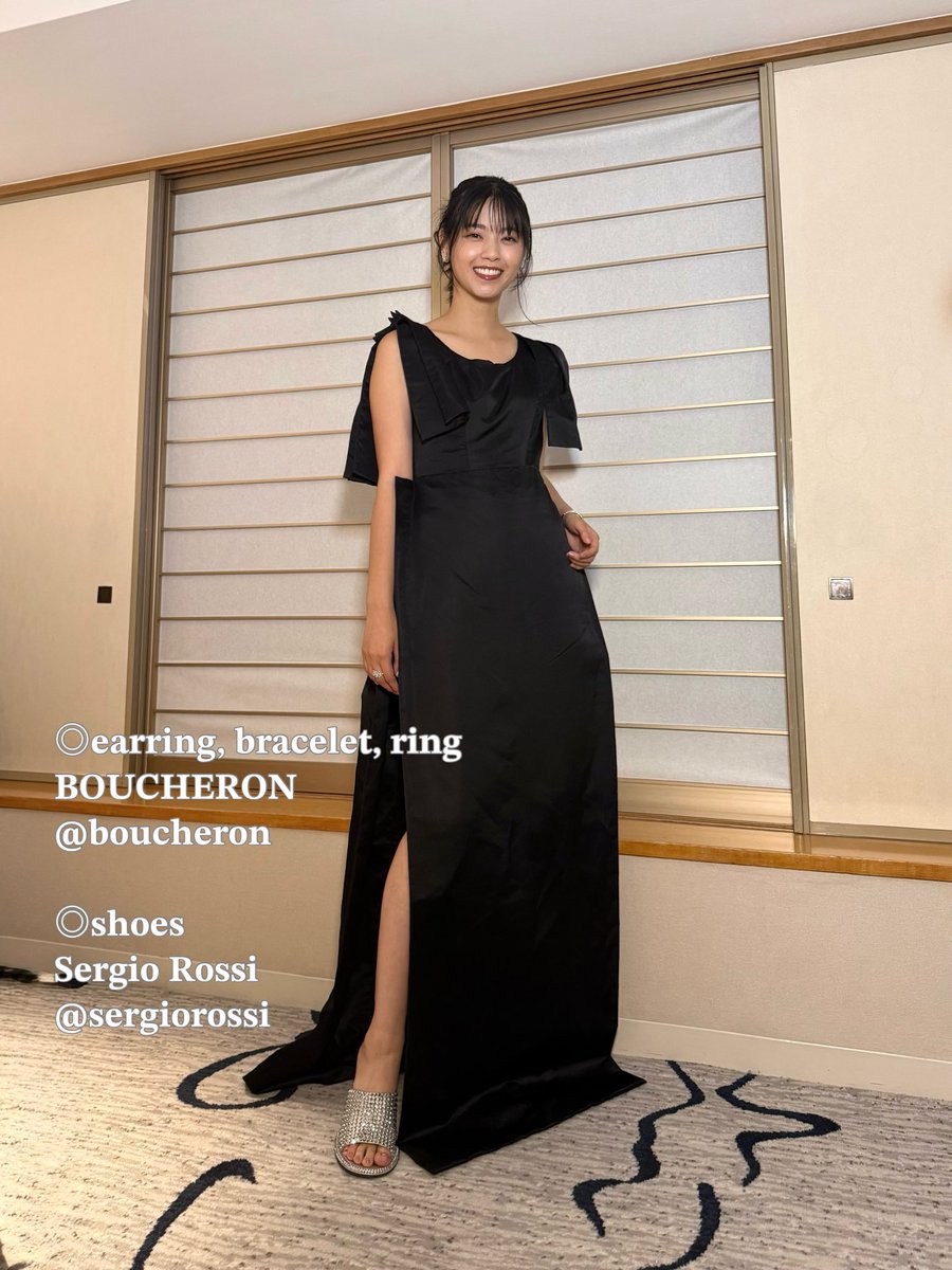 nanase_andstaff's tweet photo. 先日『バッド・ルーテナント：トウキョウ』のTOKYOプレミアに登壇してまいりました🐦‍⬛

映画は10/23(金)公開です🎬

ぜひ楽しみにお待ちください😎✨

#バッドルーテナントトウキョウ
@blt_movie_jp 
#西野七瀬 https://t.co/fpz2VnNTV1