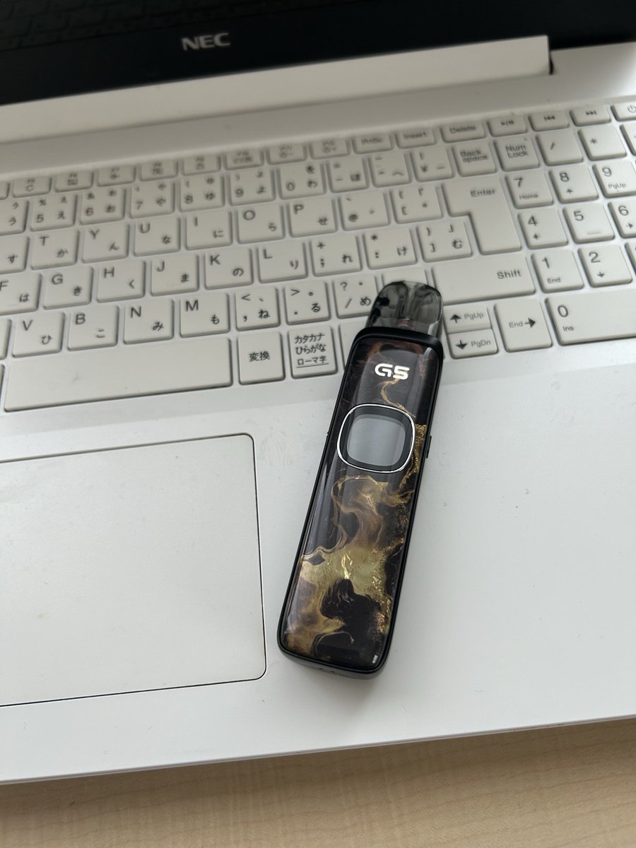 B62770175's tweet photo. 麻痺手曲げ伸ばし完了
＃vape https://t.co/yDxS3Kn5SK