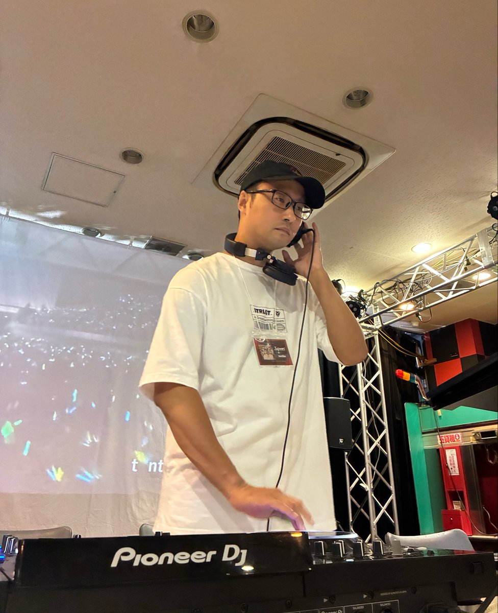tajimas_0909's tweet photo. ラスト…もうラスト?!のDJは今回2回目DJのtentika！

楽しい時間はあっという間に終わってしまう。だけど最後までしっかり楽しもうな！tentikaよろしくな！！

 #たじます https://t.co/nJXdsd78QW
