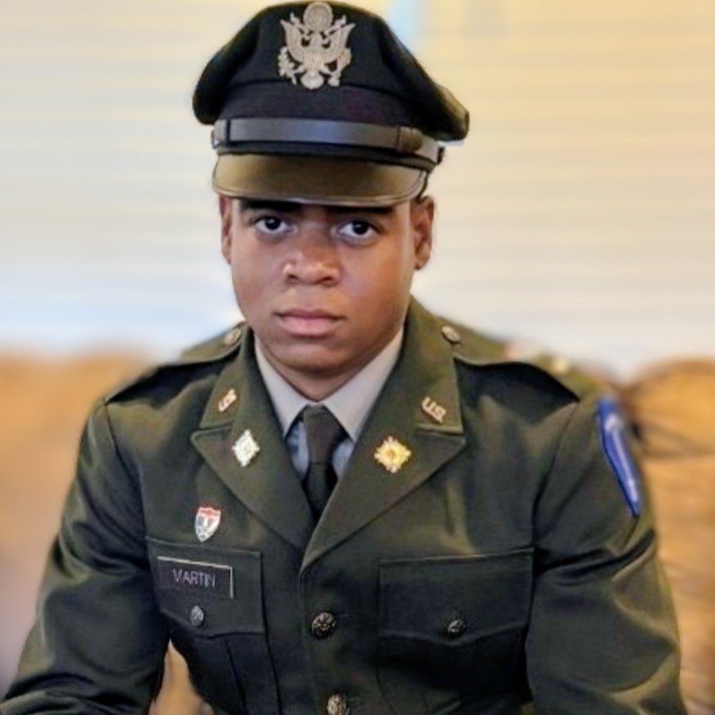 C2UMartin's tweet photo. Truly humbled to be amongst the number of those called Commissioned Officers. At 20 years old and the youngest classmate, it was an honor to graduate with the professional men and women of class 008-26 Army OCS.

~ 2nd Lieutenant Martin, Christopher W. https://t.co/jRaTXLPUWk