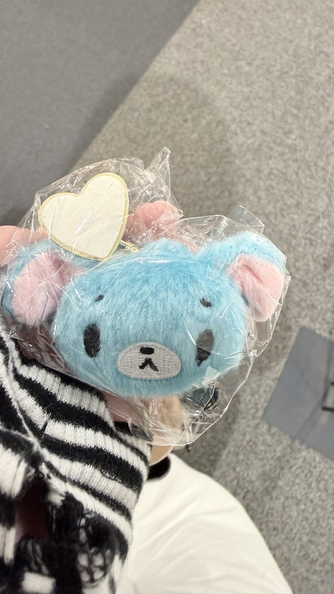 mini___245's tweet photo. シュガーバニーズ どこでもぬいぐるみチャーム シュガバニ ガチャ 交換

【譲】あおうさ
【求】 あおみみうさ

郵送での交換希望です。
お気軽にお声掛けください🍀 https://t.co/fsaOJmrCIk