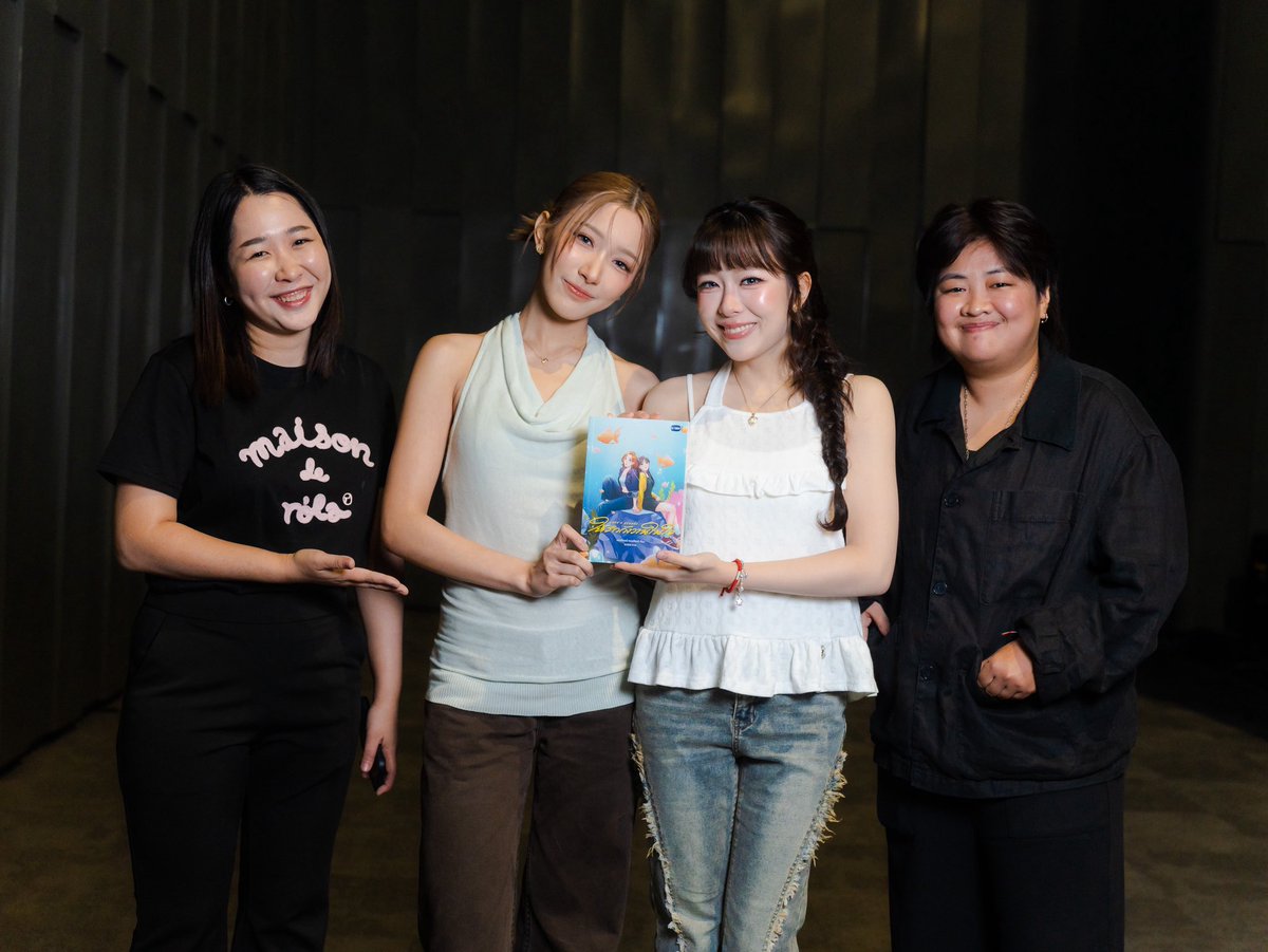 LovesEchoes_'s tweet photo. วันนี้ขอบคุณทุกคนที่มางานพูดคุยเกี่ยวกับนวนิยาย Love’s Echoes ให้รักกังวานในใจ ในงาน GMMTV FANIVAL 2026 : Happy Family 💓✨

#LovesEchoesSeries 💓
#GMMTVFANIVAL2026HappyFamilyxJYM
#GMMTVFANIVAL2026HappyFamily
#GMMTV https://t.co/TttMItehFf