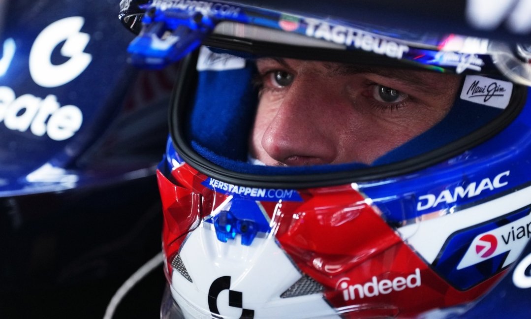 formularacers_'s tweet photo. Max Verstappen is the first driver to take Pole Position in the 2026 regulations without a Mercedes power unit. https://t.co/w4ovnwUwKz