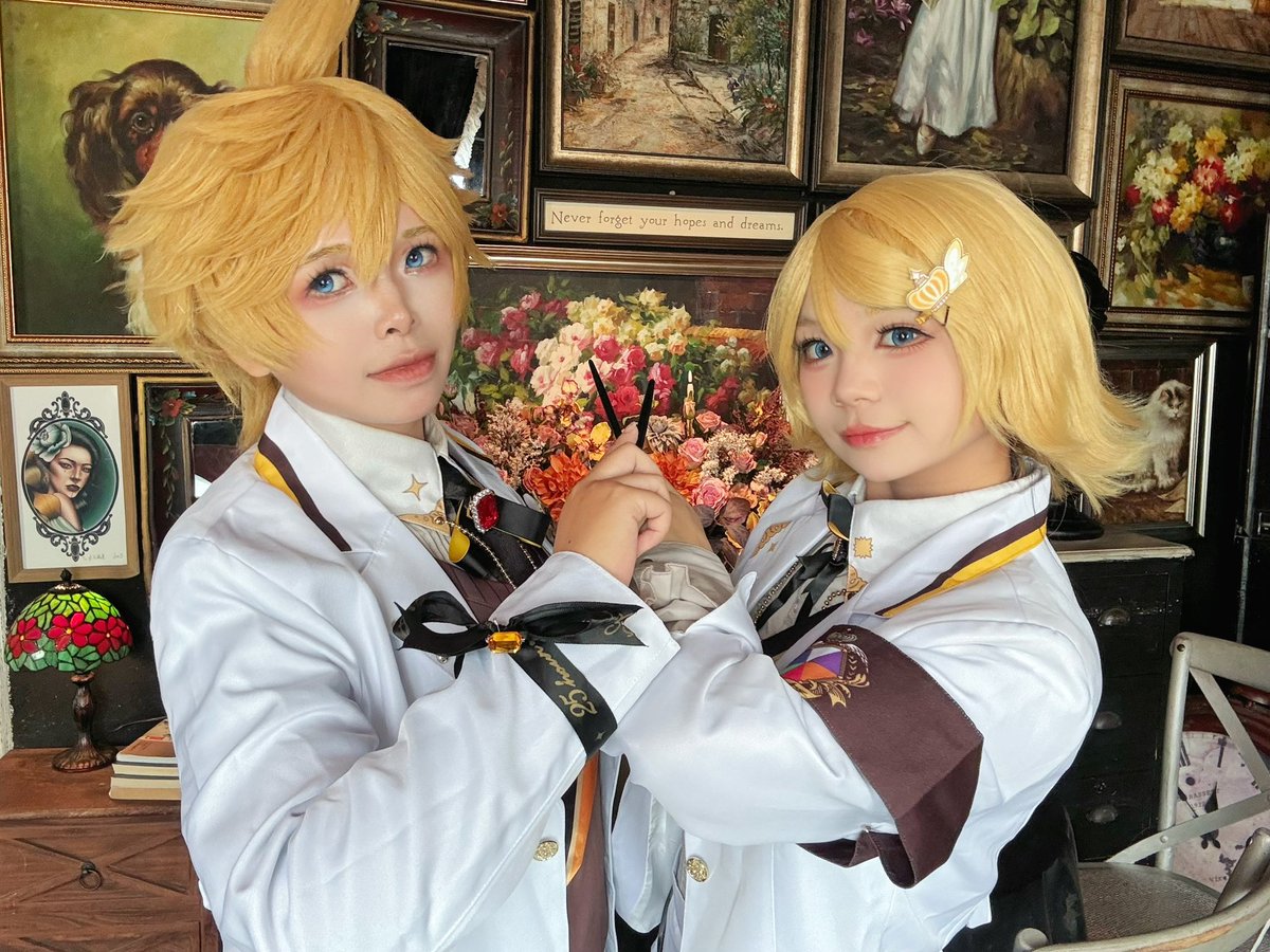 _MINHUA's tweet photo. #cosplay #Vocaloid #镜音双子 #镜音连 #镜音铃 https://t.co/oQQg7frd8o