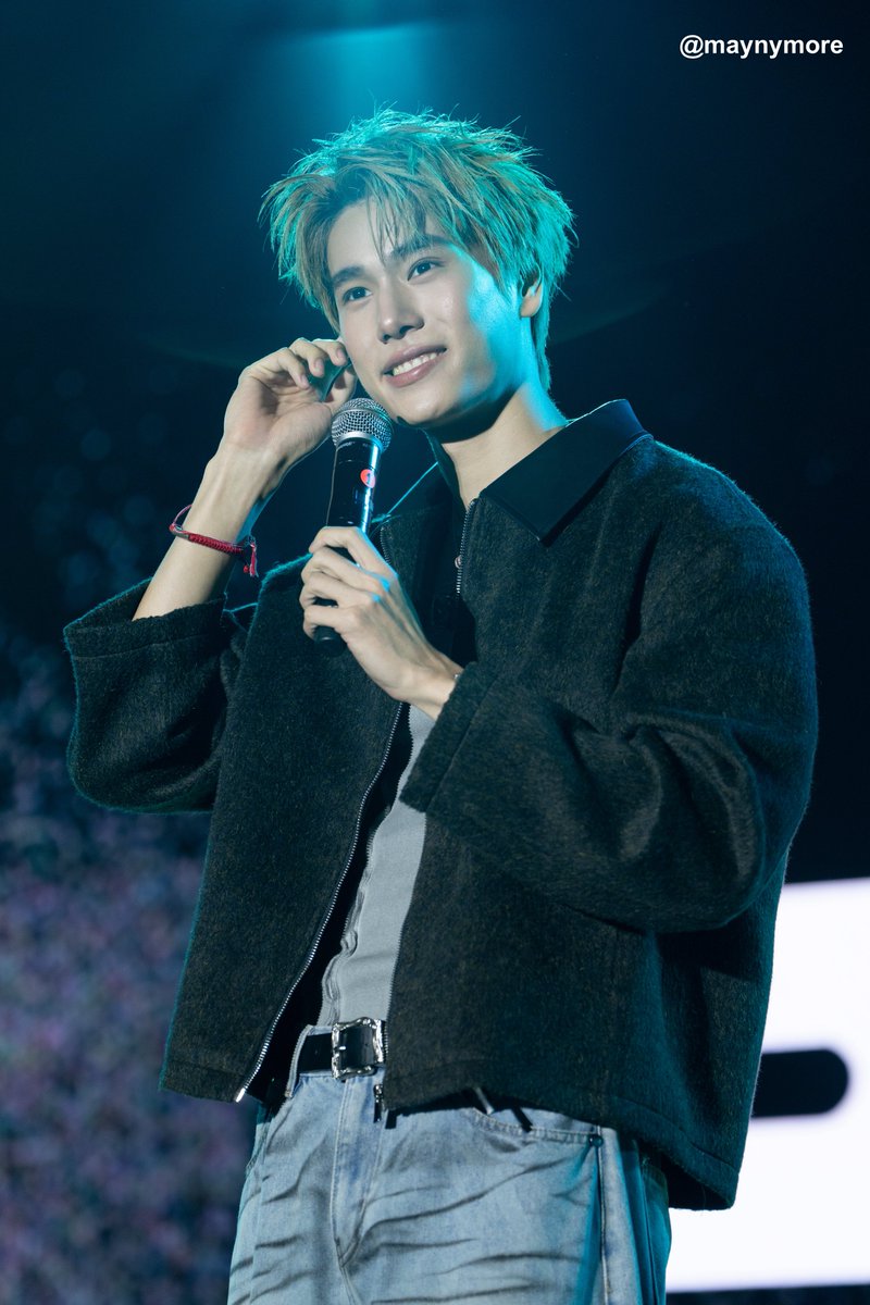 maynymore's tweet photo. Handsome✨✨✨

PHUWIN 1ST FANCON IDN
#2026Phuwin1stFanconinIndonesia
#phuwintang https://t.co/PHDv61DKjM
