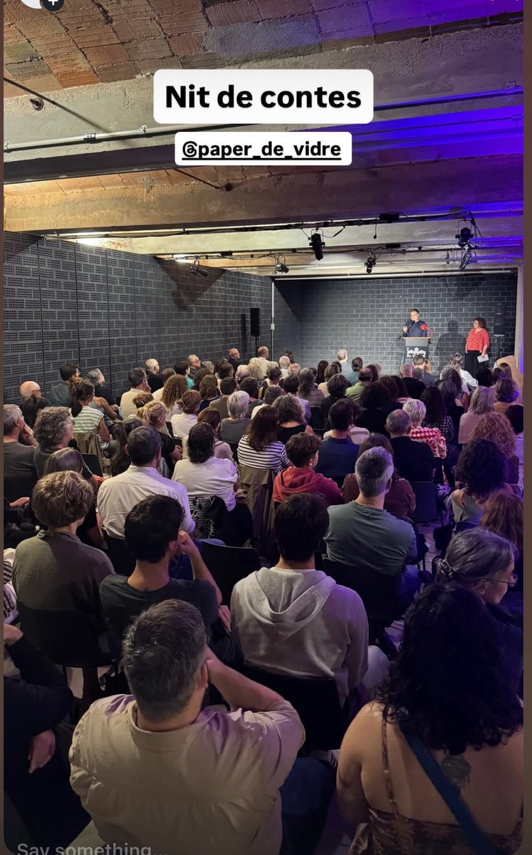 Paperdevidre's tweet photo. 💥 Gran NIT DE CONTES de tardor al Vapor @prodisterrassa amb @sebastialzamora @ClaudiaRiusL Jordi Palet i Anaïs Vila, amb cent trenta persones de públic 

Visca les Nits de conte! https://t.co/C95IHaq93J