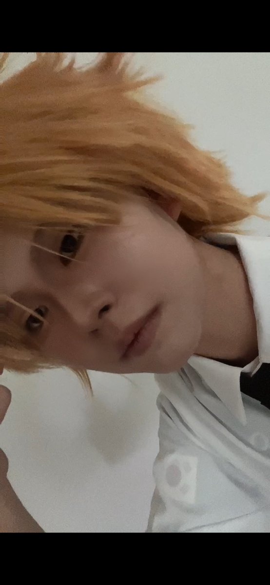 4orinlove's tweet photo. 엥 이게 더 나은 거 같은데
ㄹㅇ 앞머리 안 어울리네 https://t.co/TSvNywYyyV
