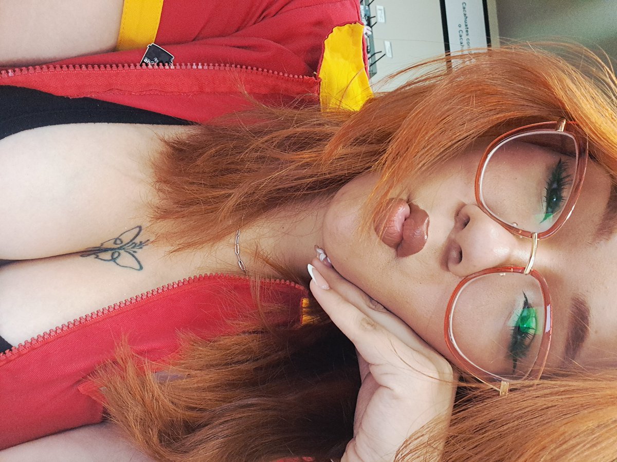 namoonix's tweet photo. Ustedes creen q tengo los ojos de marihuano ? 😔 https://t.co/yNdO1DguOD