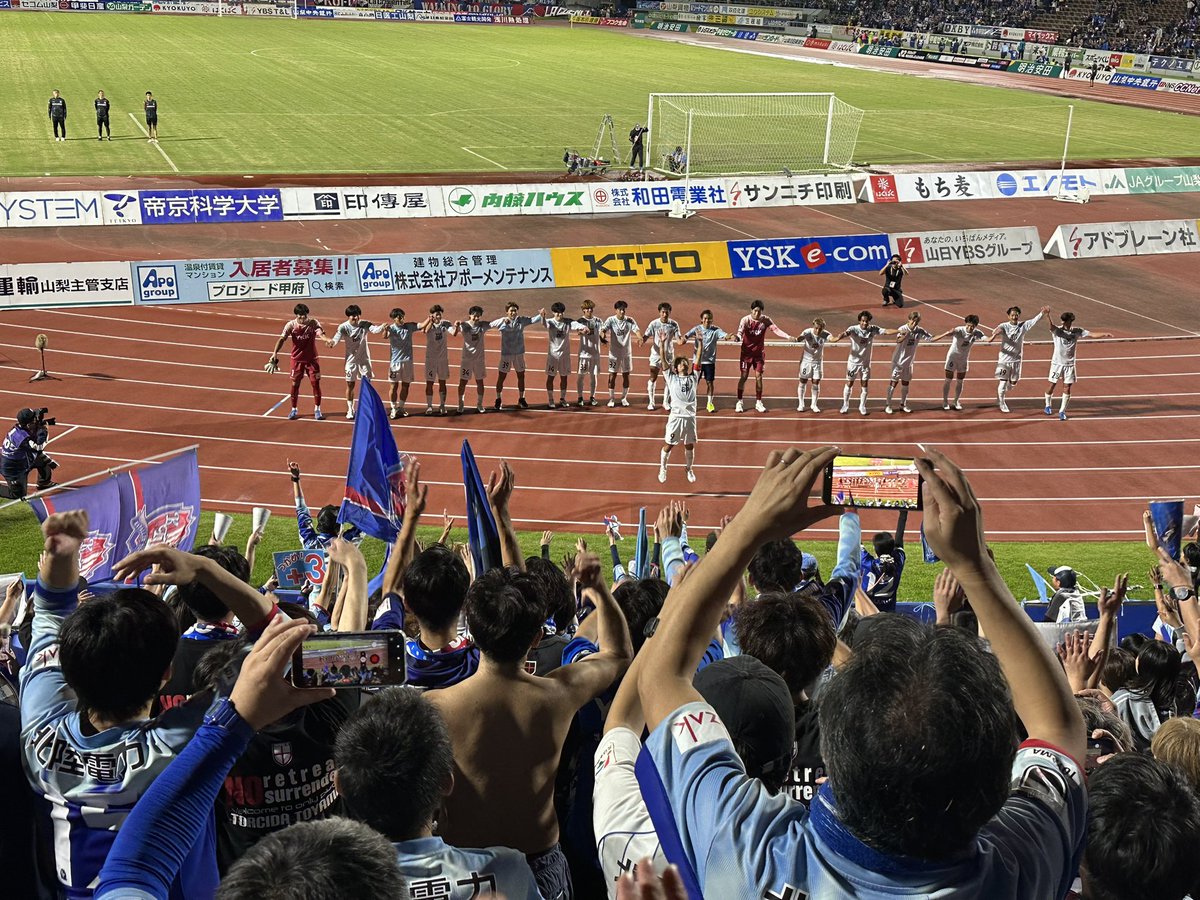 suewo_'s tweet photo. 勝ったぜ！🔥🔥🔥

失点はしたけど、チームは微塵もブレなかった！

ナイス勝利だ👍

#カターレ富山 
#富山サポ甲府遠征 https://t.co/nCEYlAchuc