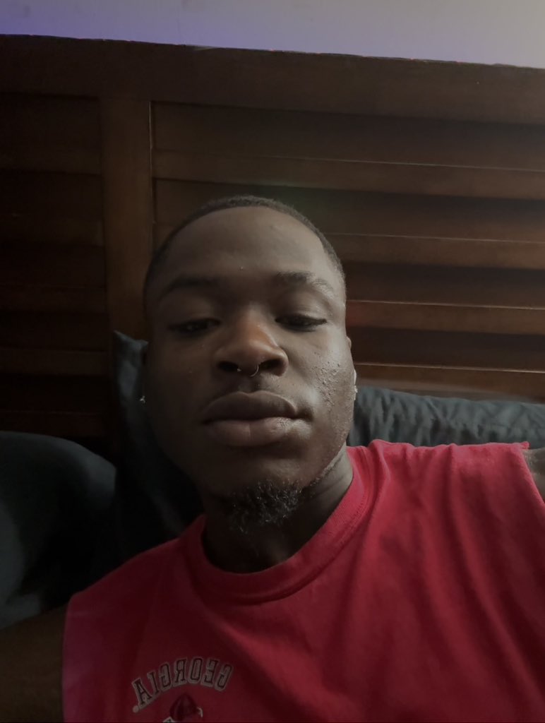 voureadacoolest's tweet photo. I needa stop staying up till the ass crack of dawn😭 https://t.co/WjLgrBt8Ng