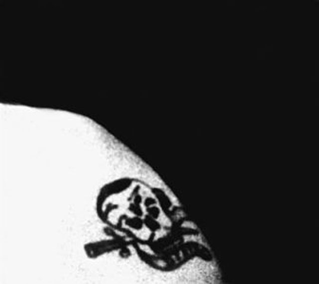 BillPourquoimec's tweet photo. Velvet Underground - White Light/White Heat (1968)

From a negative of Joe Spencer’s tattoo taken during Warhol's 1967 film Bike Boy. https://t.co/raEE7CPfXJ